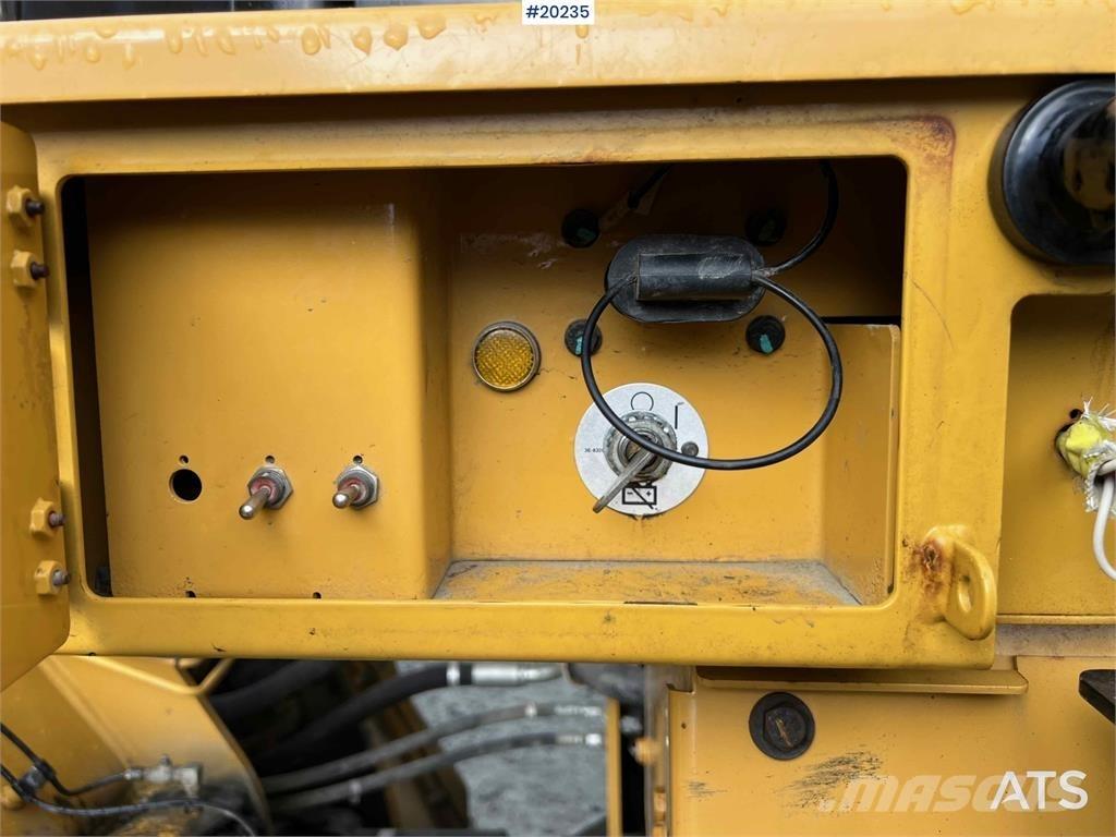 CAT 972M Wielladers