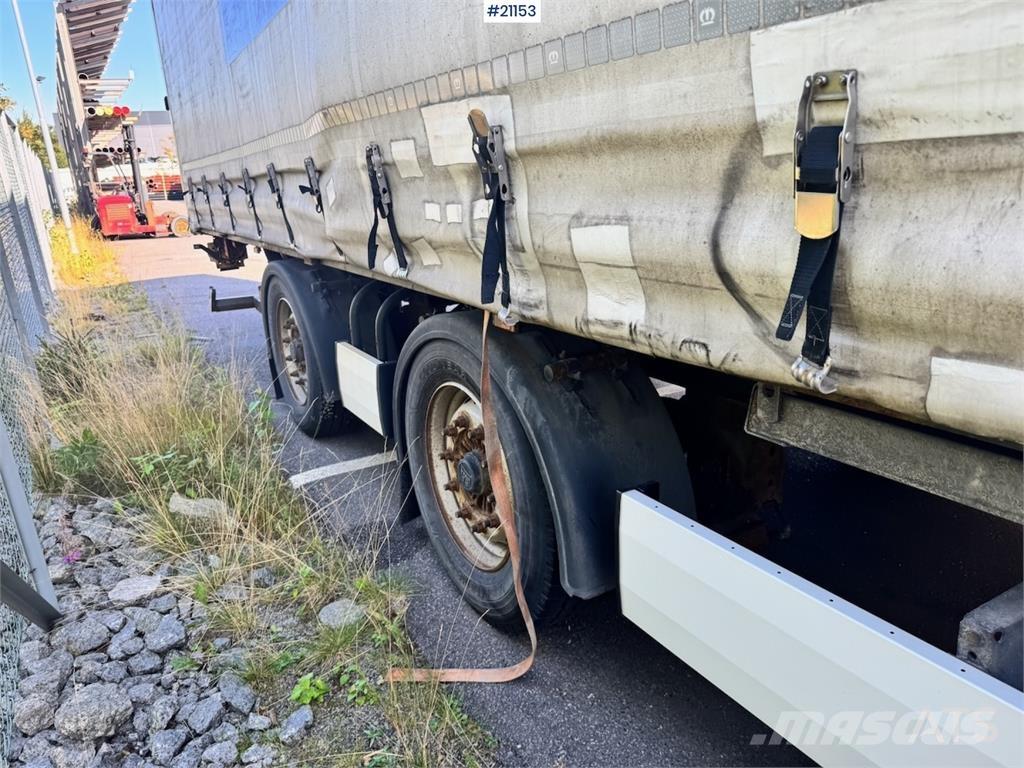 Krone Citysemi. Gesloten opleggers