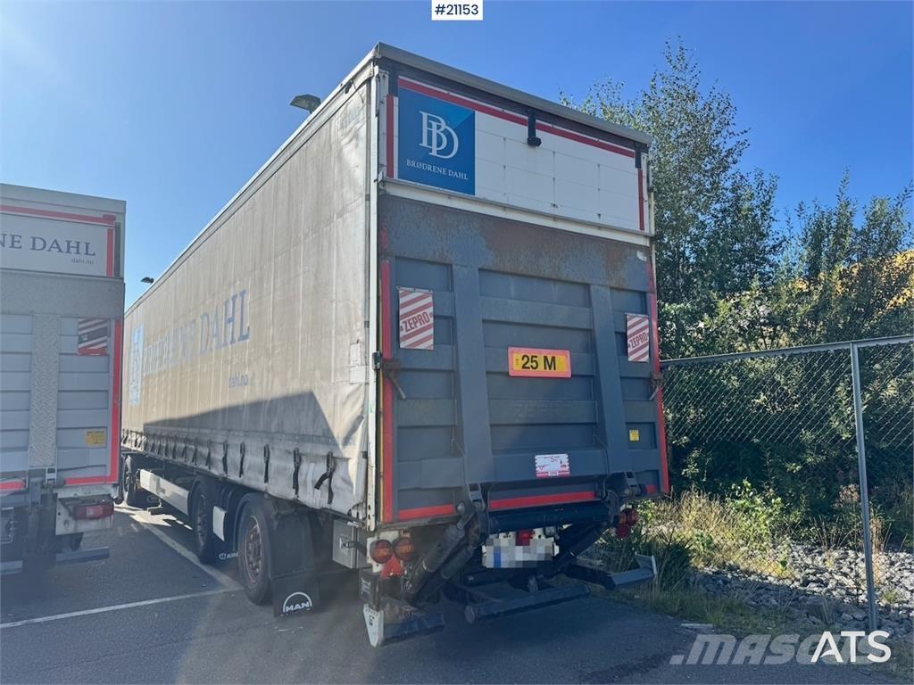 Krone Citysemi. Gesloten opleggers