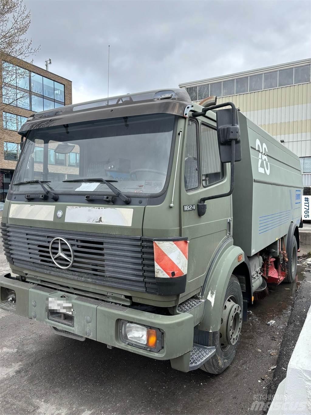 Mercedes-Benz 1824 Veegwagens