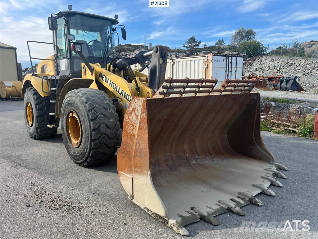 New Holland w270B Wielladers