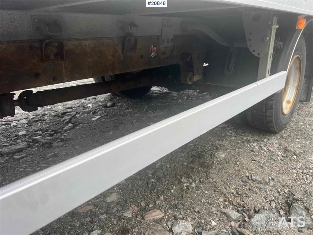 Renault midlum Bakwagens met gesloten opbouw