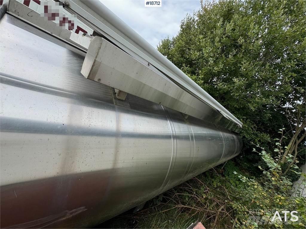  Tank on hook frame. Transport - Anderen