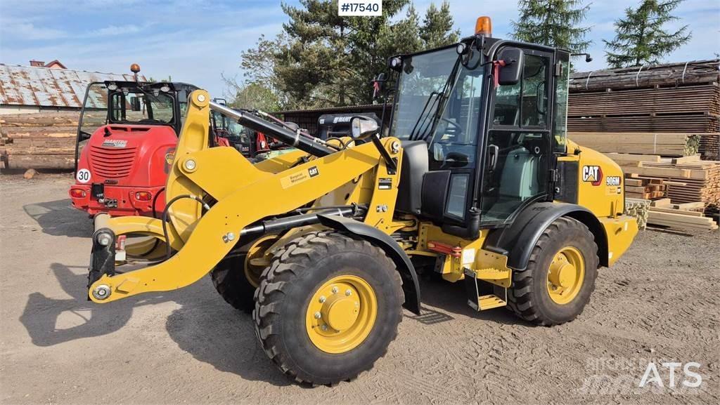 CAT 906M Wielladers