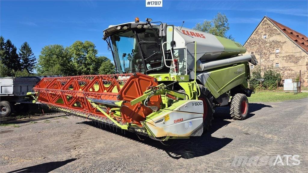 CLAAS Tucano 440 Maaidorsmachines