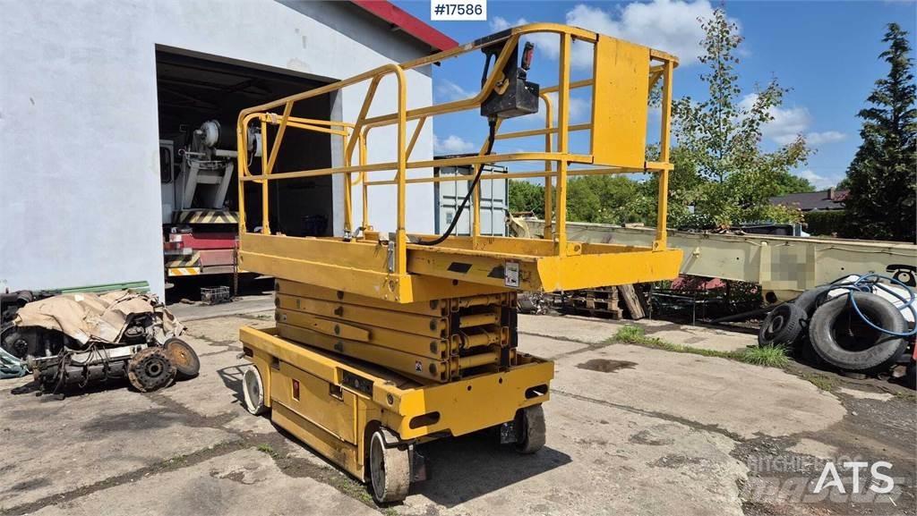 Haulotte Compact 12 Schaarhoogwerkers