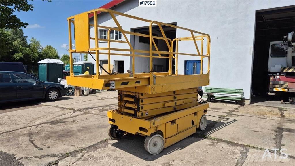 Haulotte Compact 12 Schaarhoogwerkers