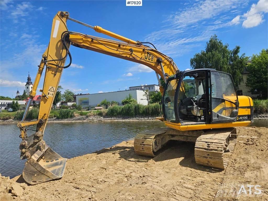 JCB JS 130 Rupsgraafmachines