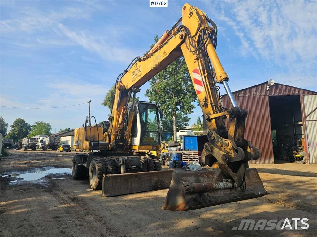 Liebherr A 904 Wielgraafmachines