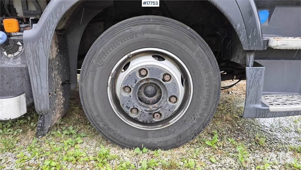 MAN TGL 8.250 Bakwagens met gesloten opbouw