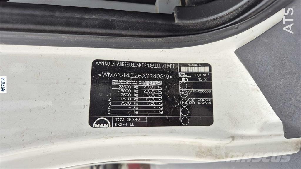 MAN TGM 26.340 Vlakke laadvloer met kraan
