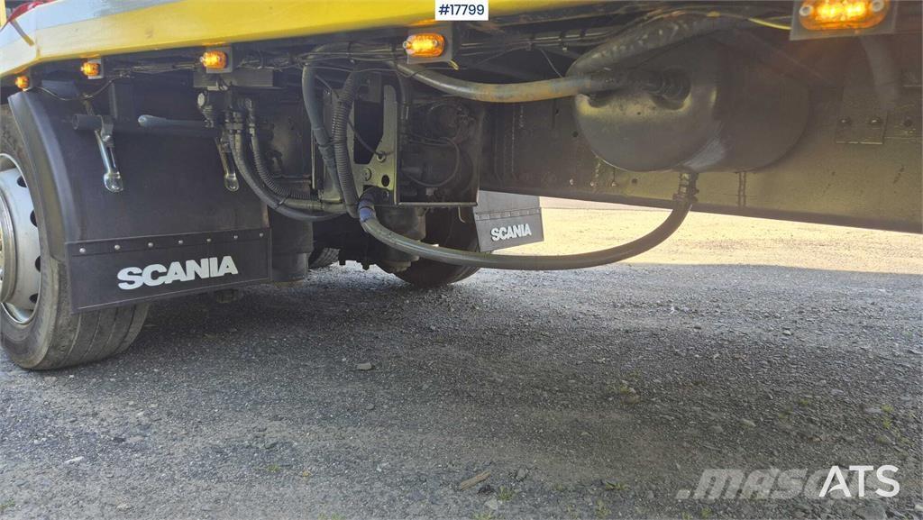 Scania R420 Vrachtwagen met vlakke laadvloer en lier