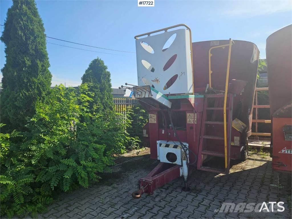 Unifast M 12 Voedermachines