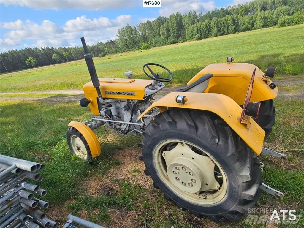 Ursus C 330 Tractoren