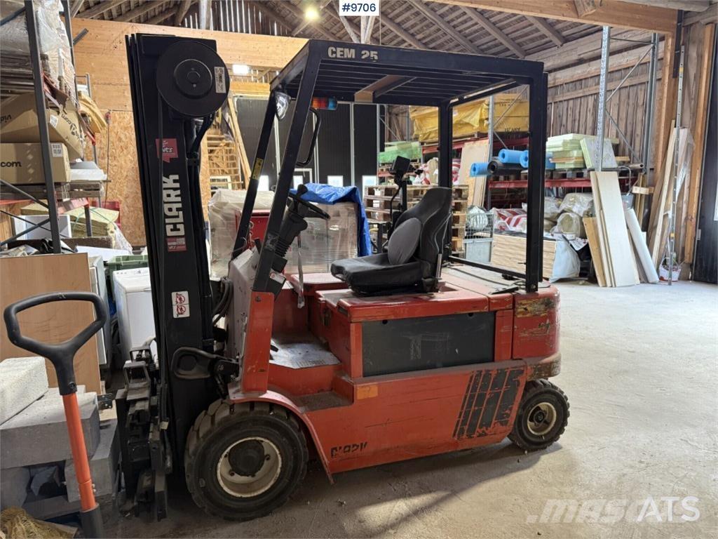 Clark CEM 25 Heftrucks overige