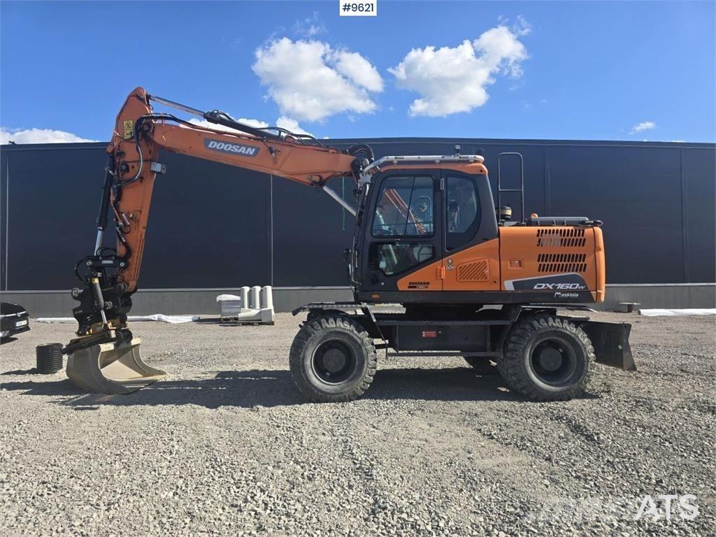 Doosan DX160W-5 Wielgraafmachines