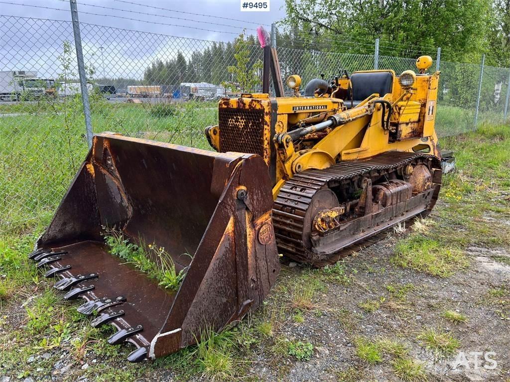 International L125 Rupsdozers