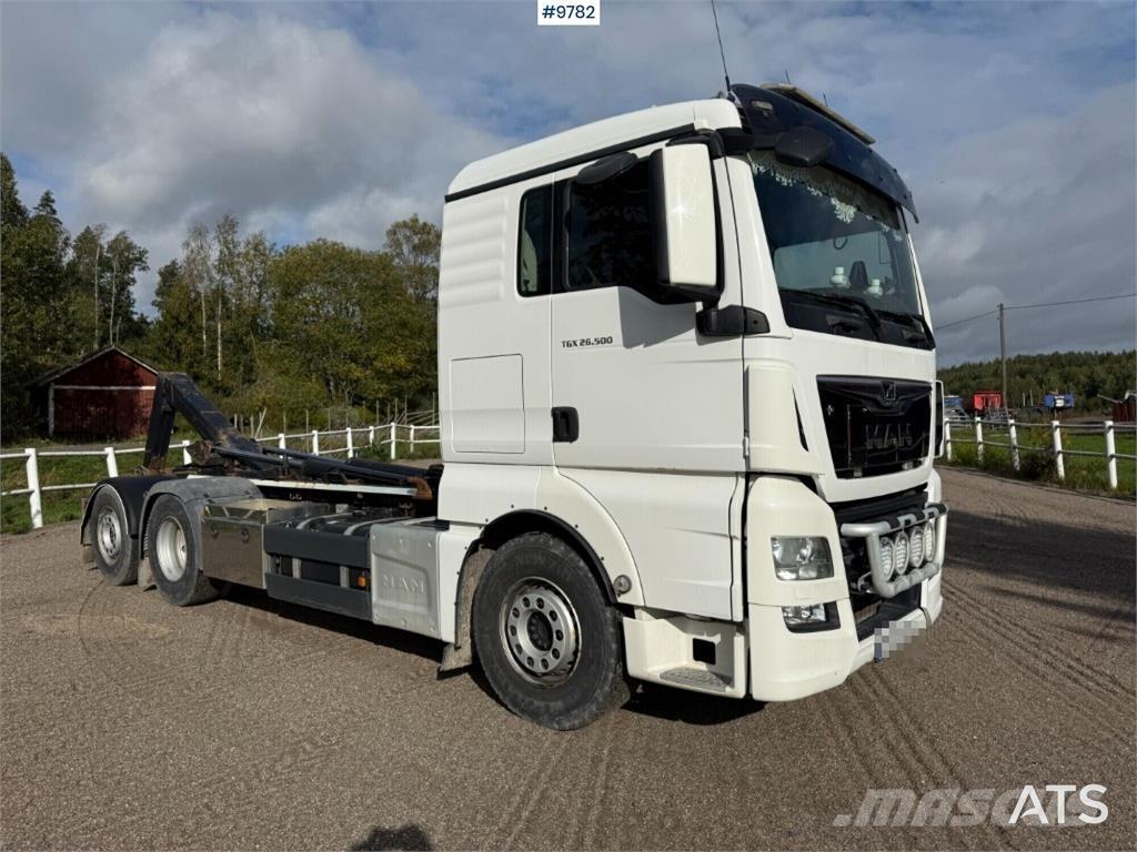 MAN TGX 26.500 6X2 Vrachtwagen met containersysteem