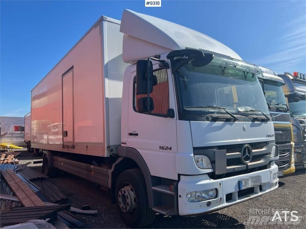 Mercedes-Benz ATEGO Bakwagens met gesloten opbouw