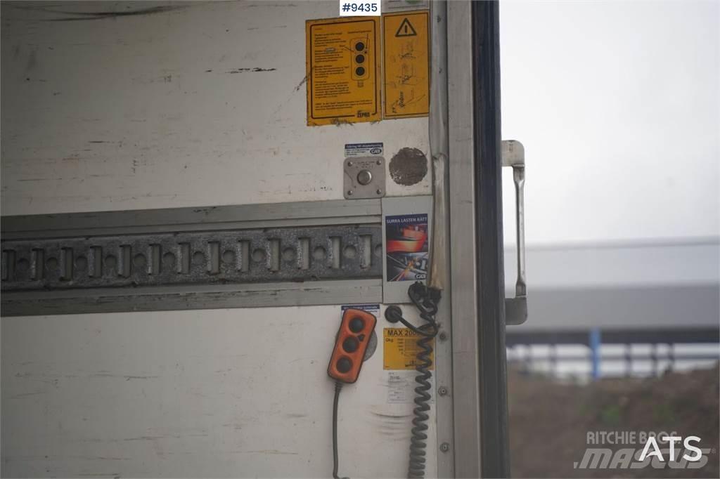 Mercedes-Benz ATEGO Bakwagens met gesloten opbouw