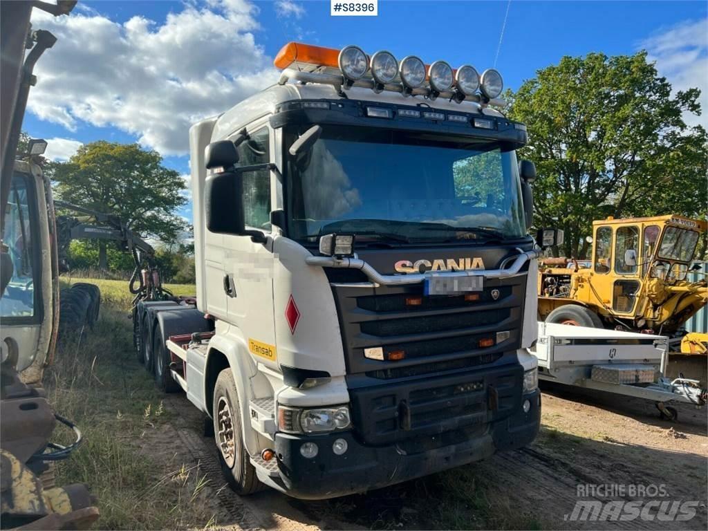 Scania R580LB8X4*4HSA Vrachtwagen met containersysteem
