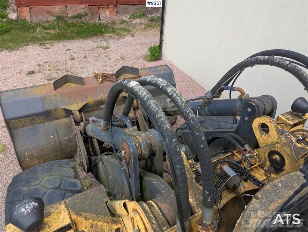 Volvo BM 4600B  Wieldozers