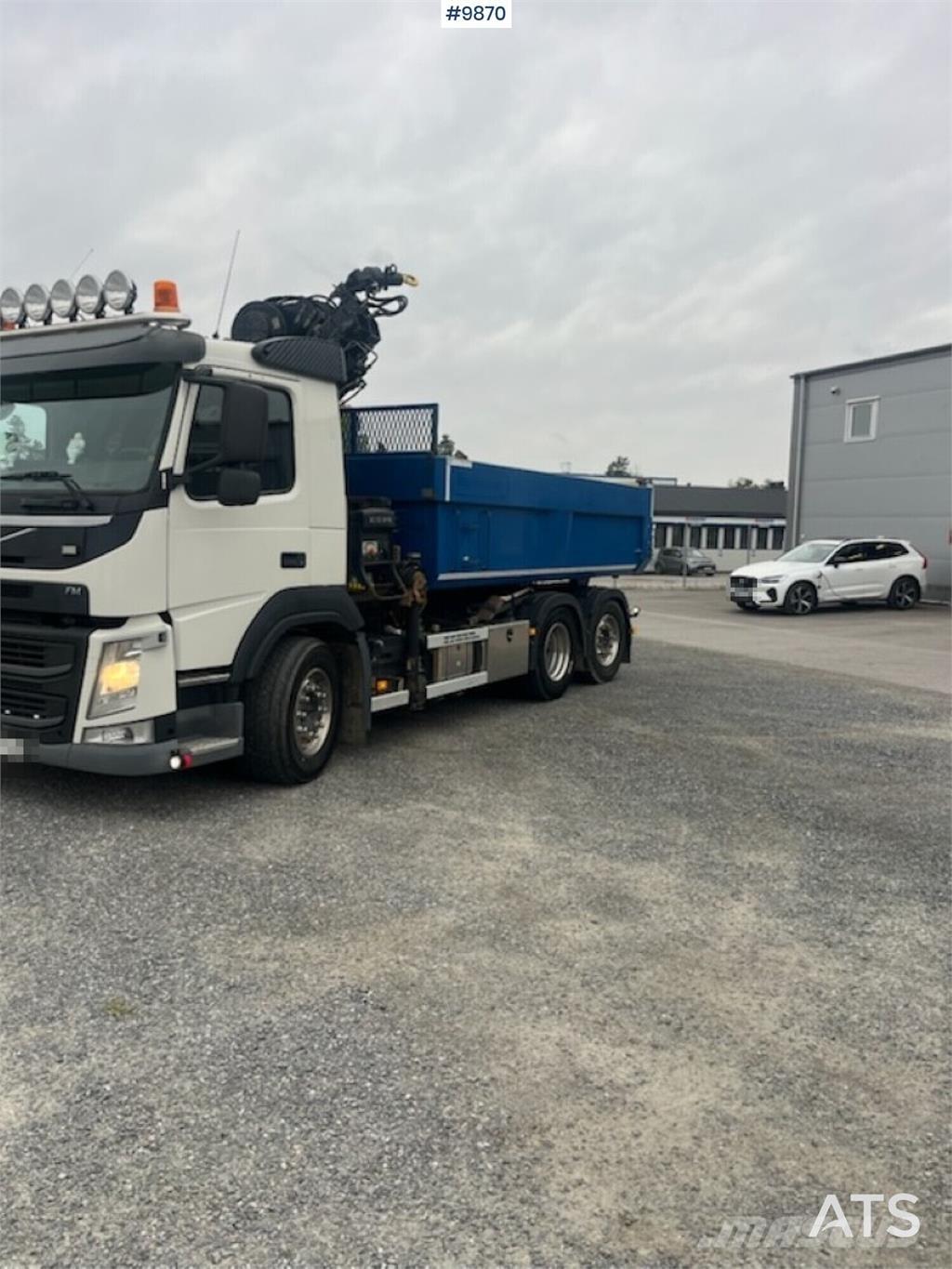 Volvo FM 420 Vlakke laadvloer met kraan