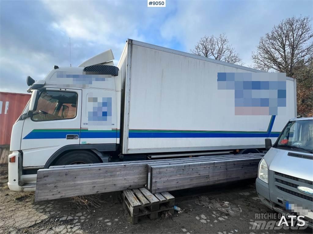Volvo FM9 4X2 Bakwagens met gesloten opbouw