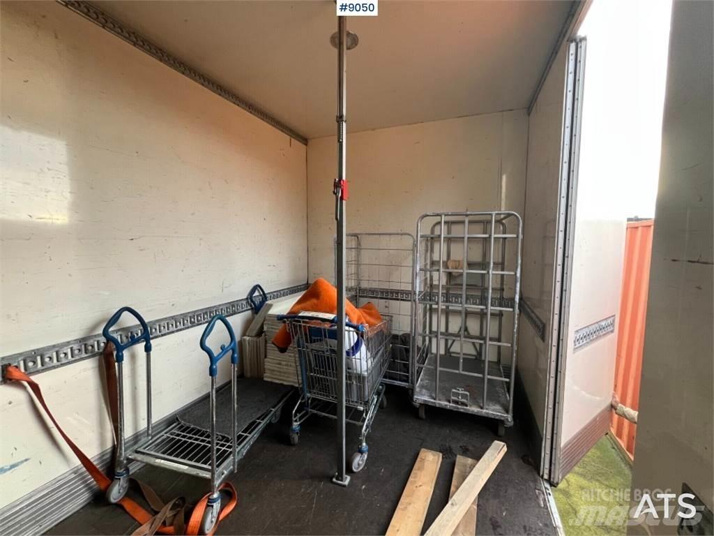 Volvo FM9 4X2 Bakwagens met gesloten opbouw