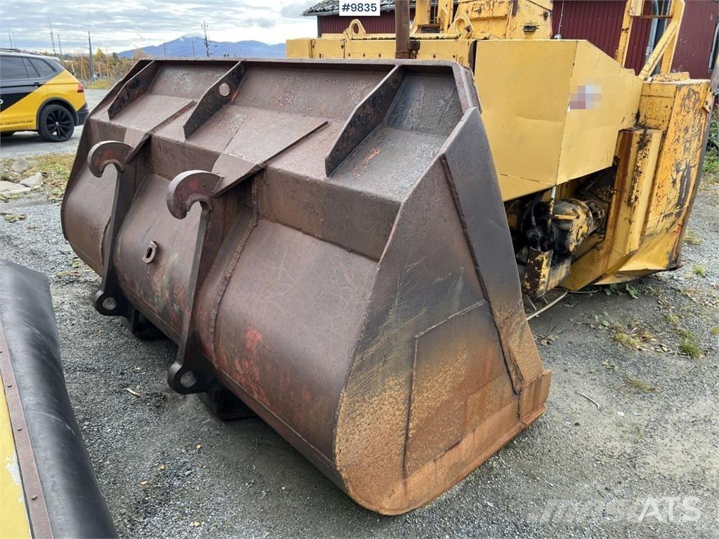 Volvo L180C Wielladers