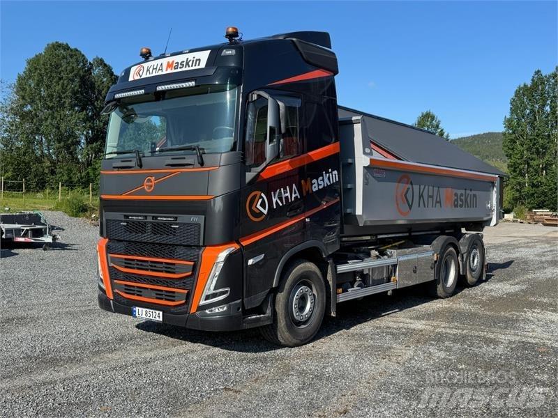 Volvo FH Vrachtwagen met containersysteem