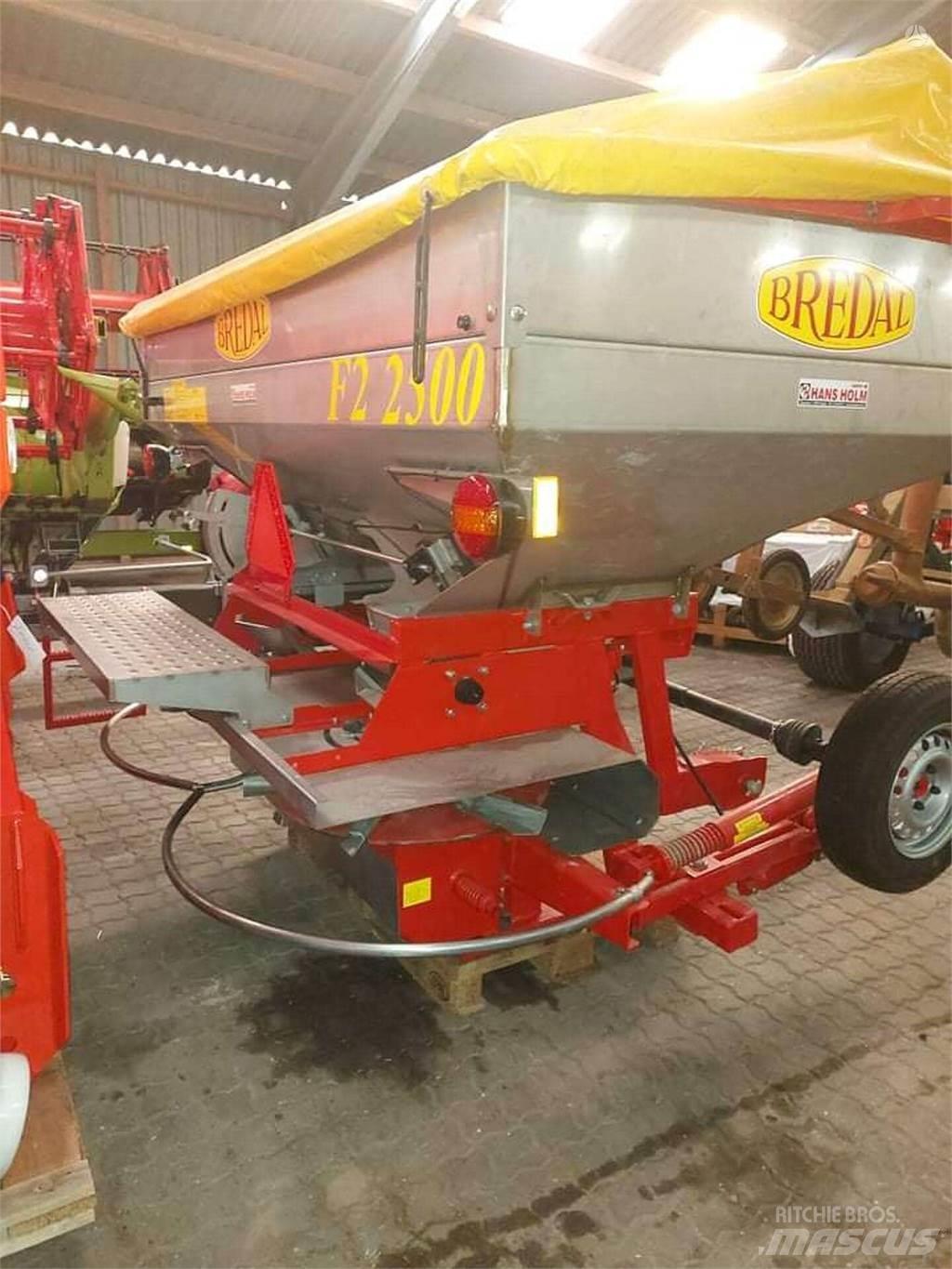 Bredal F2 2500 Kunstmeststrooiers
