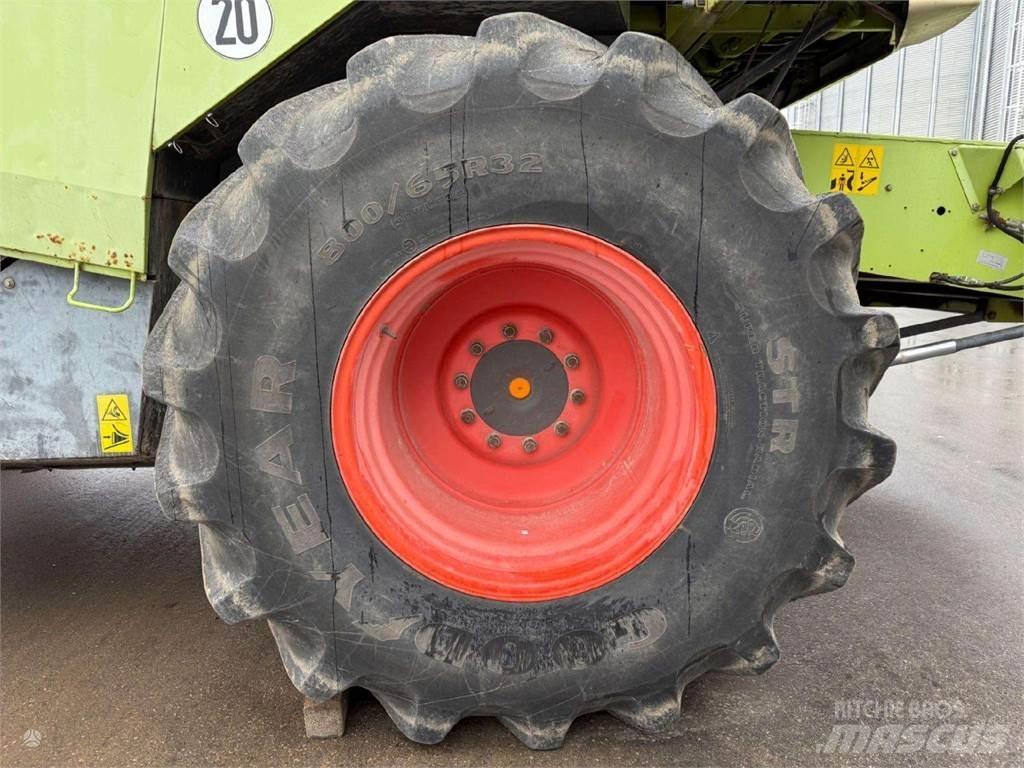 CLAAS LEXION 460 Maaidorsmachines