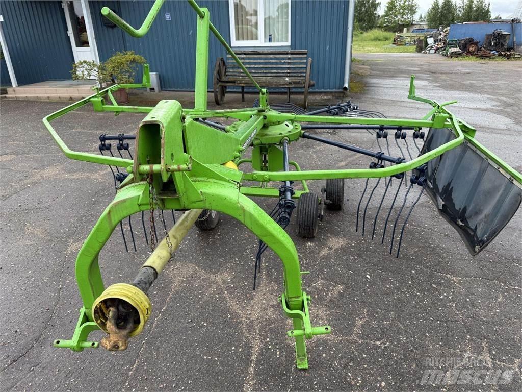 Deutz-Fahr 300 Mengvoedermachines