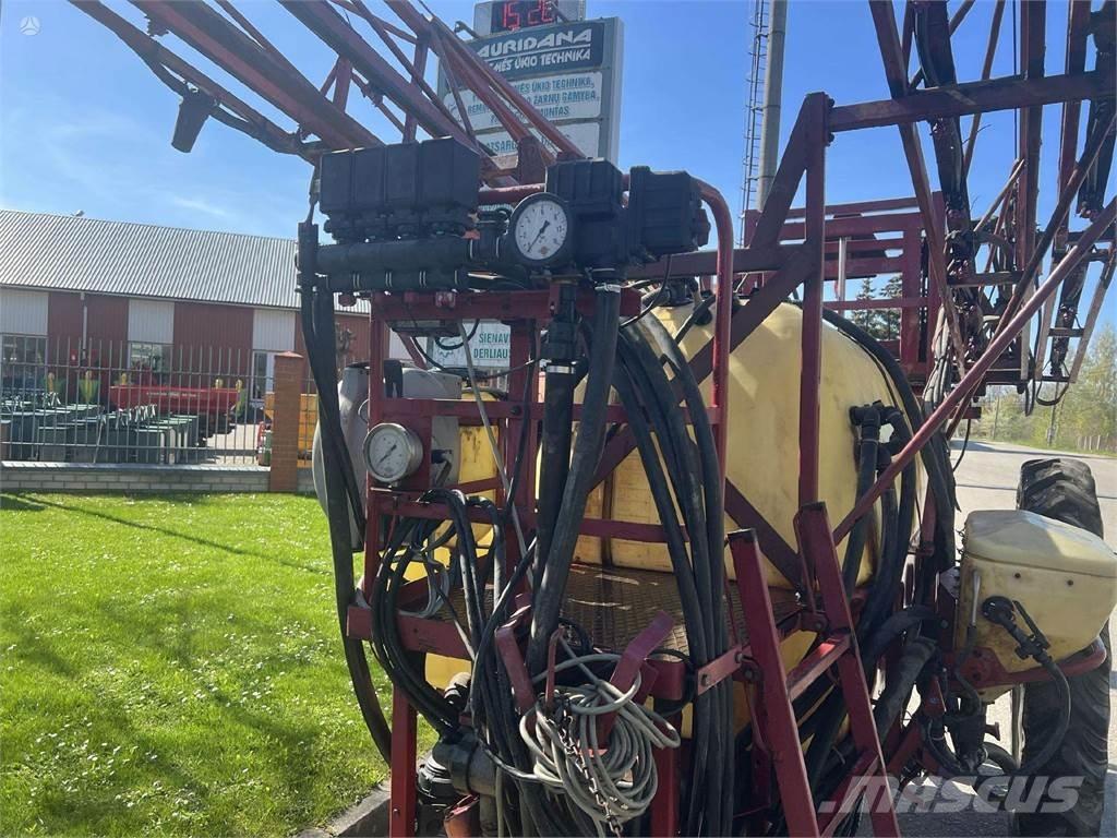 Hardi 24 metrai Zelfrijdende spuitmachines