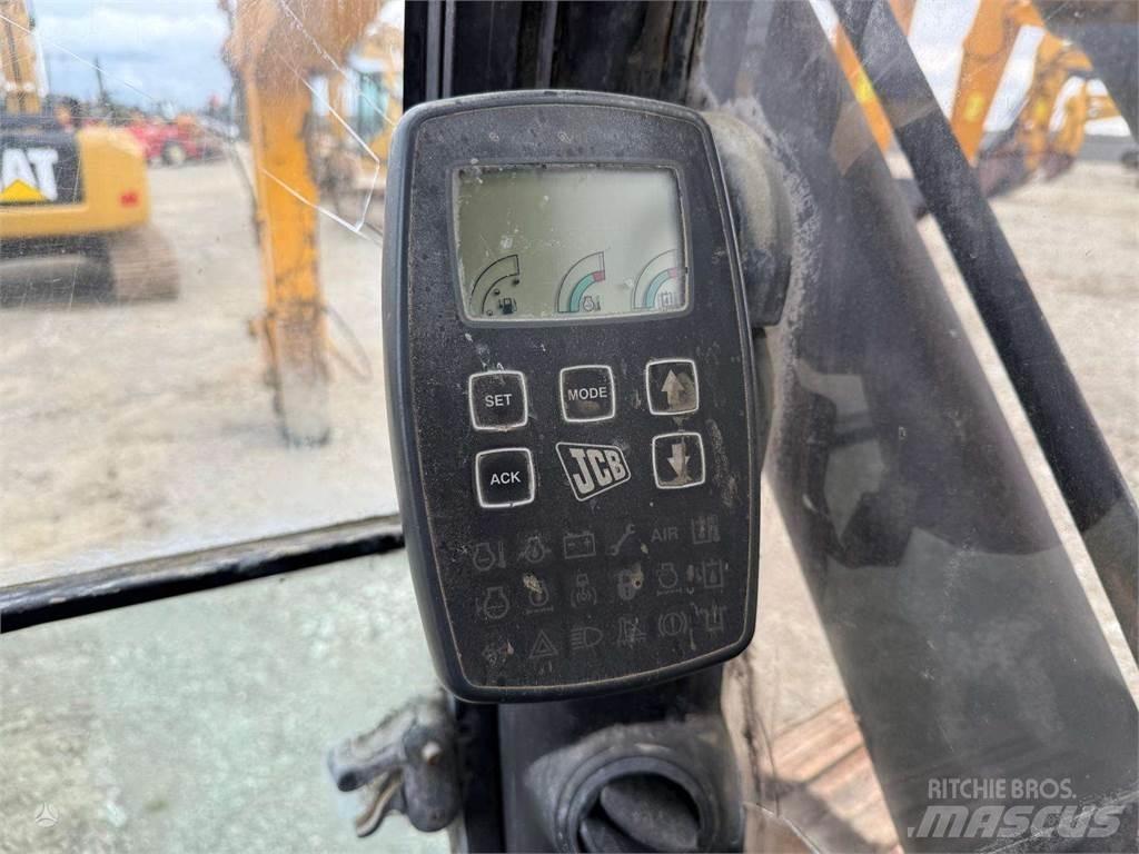JCB JS 220 LC Rupsgraafmachines