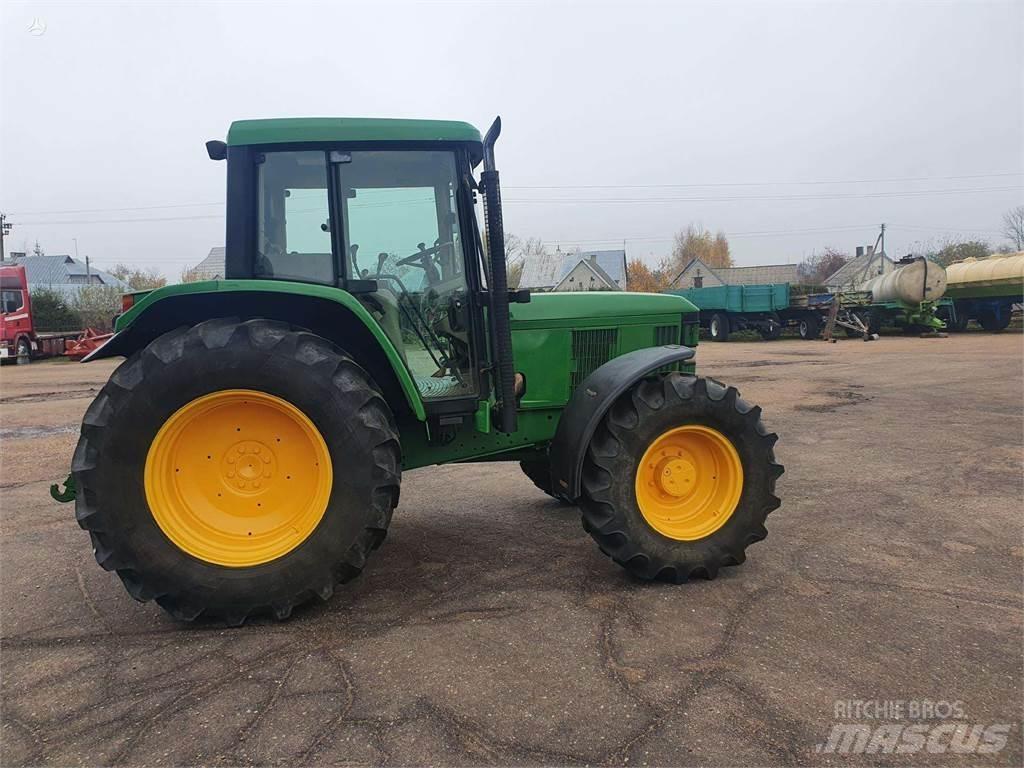John Deere 6210 Tractoren