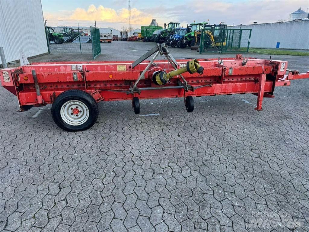Kuhn BNG 450 Maaikneuzers