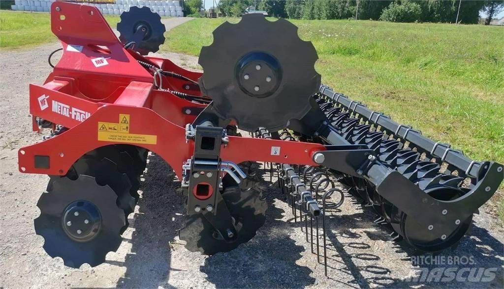 Metal-Fach U 740 Cultivatoren