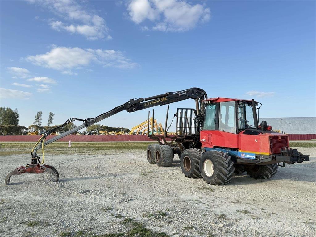 Valmet 830.1 Uitrijwagens