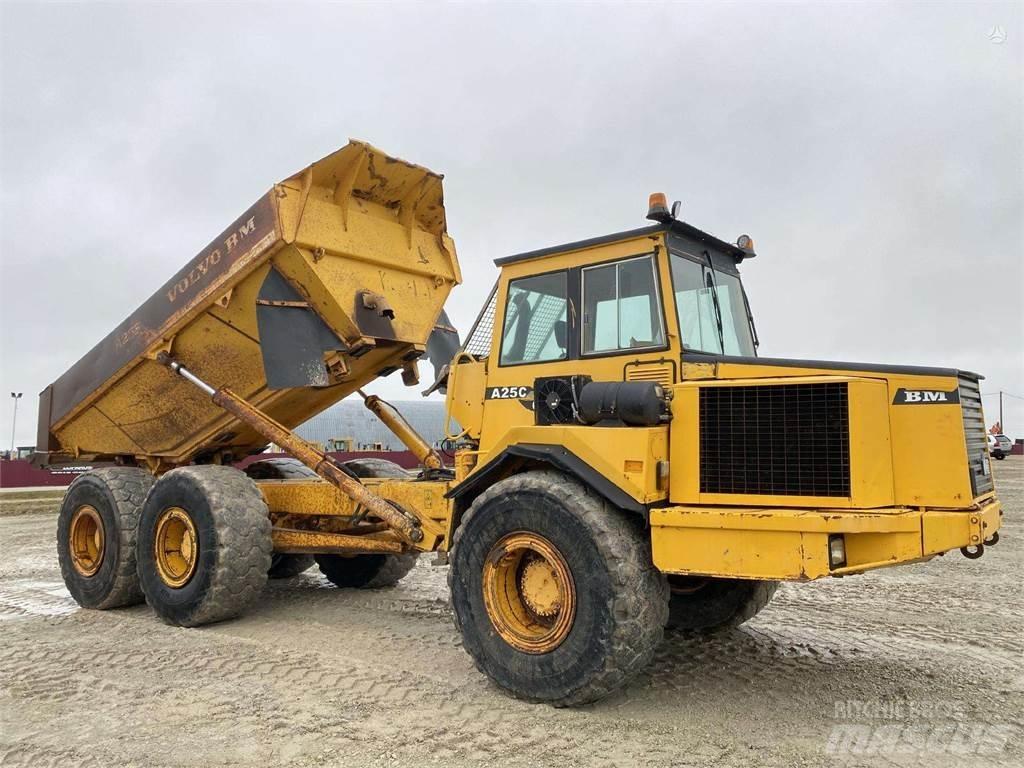 Volvo A25C , Nr.2 Knik dumptrucks