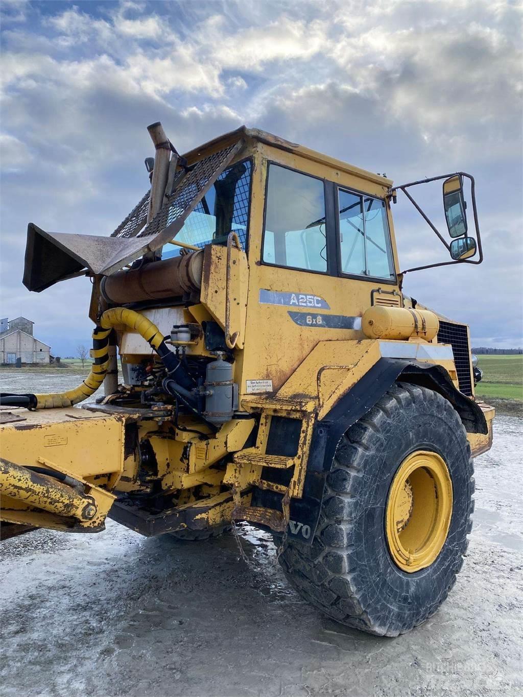 Volvo A25C , Nr.4 Knik dumptrucks