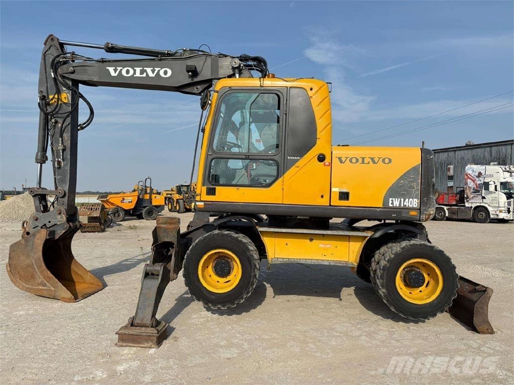 Volvo EW 140 B Wielgraafmachines