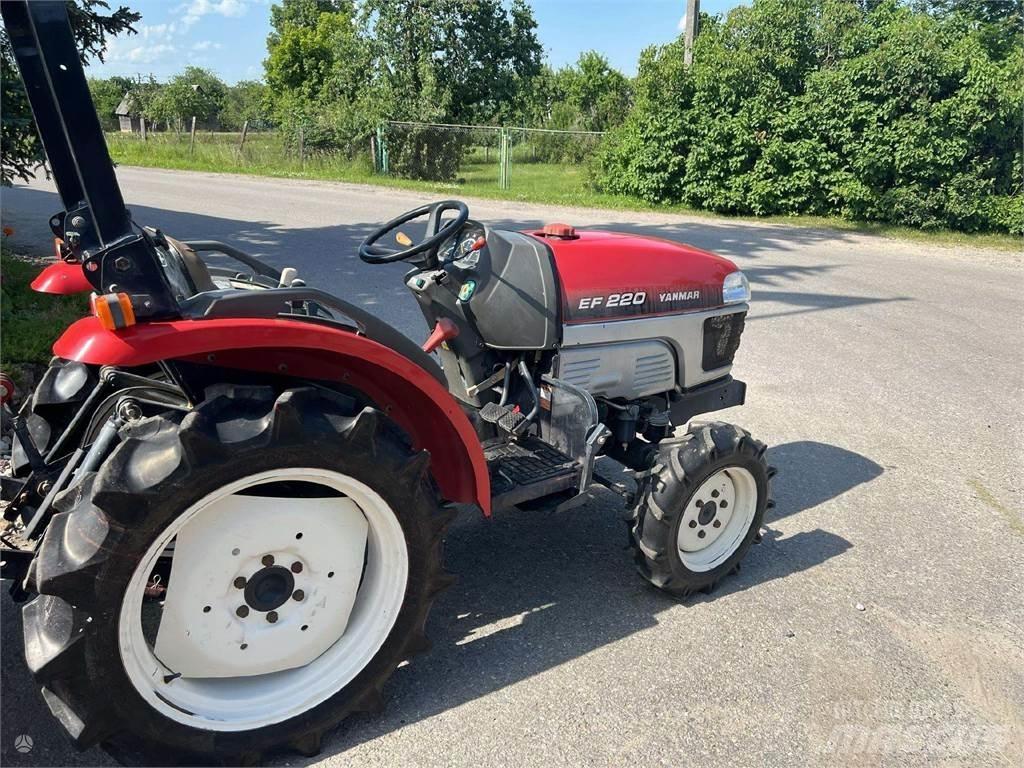 Yanmar EF 220 Tractoren