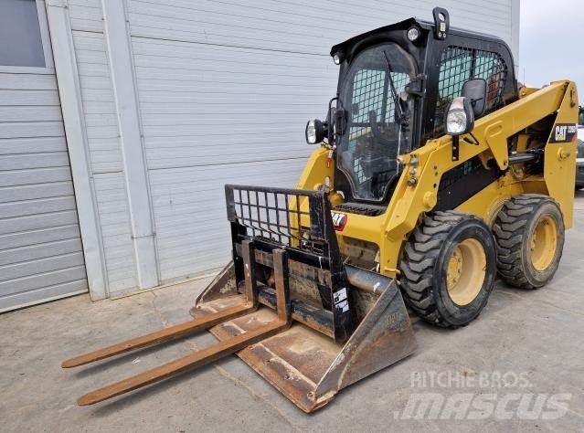 CAT 226D Schrankladers