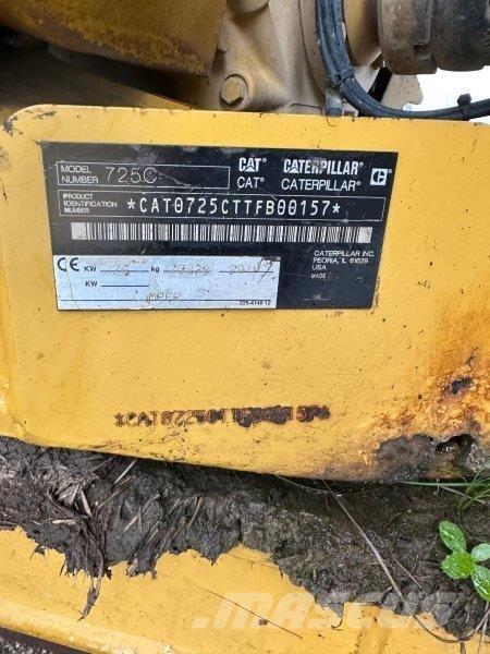 CAT 725C Knik dumptrucks