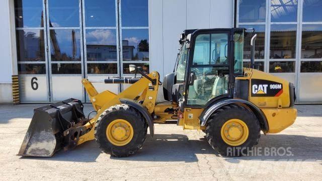 CAT 906M Wielladers