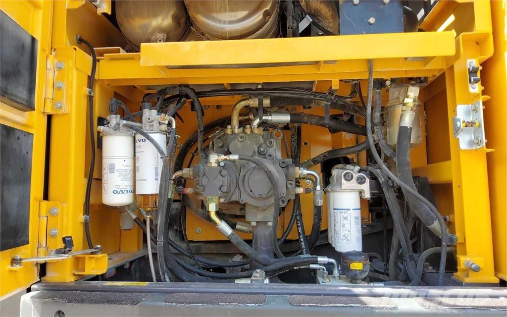 Volvo EC 480 EL Rupsgraafmachines