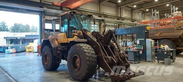 Volvo L120F Wielladers