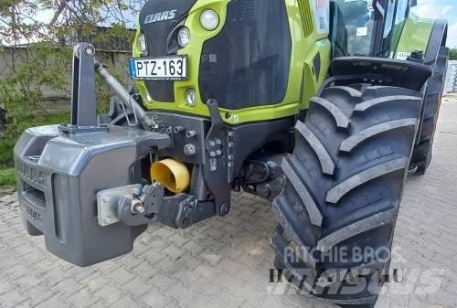 CLAAS Axion 830 Tractoren